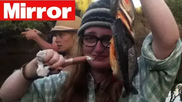 צעירה צמחונית בישלה דג פיראנה שנשך אותה באצבע, אוקטובר 2013 צעירה צמחונית בישלה דג פיראנה שנשך אותה באצבע, אוקטובר 2013