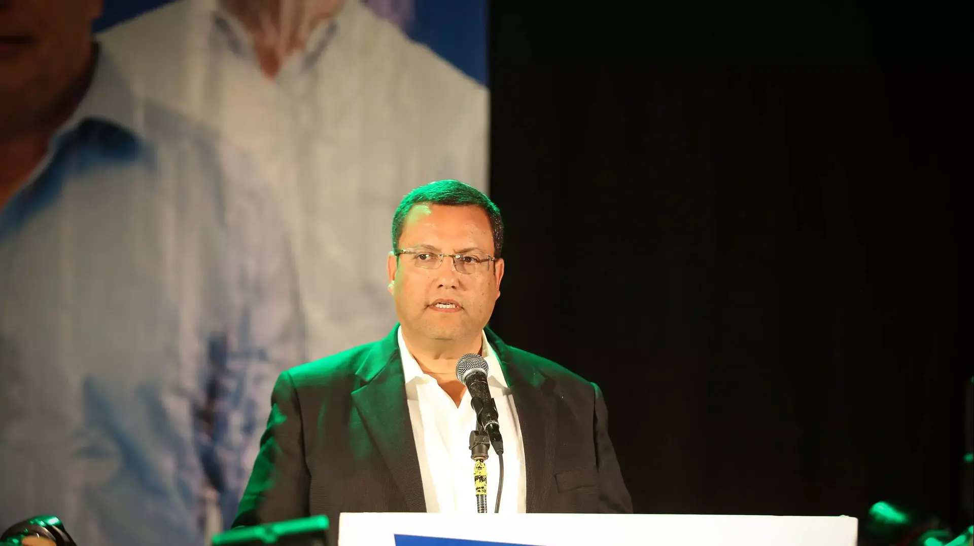 משה ליאון במטה הבחירות בירושלים משה ליאון במטה הבחירות בירושלים