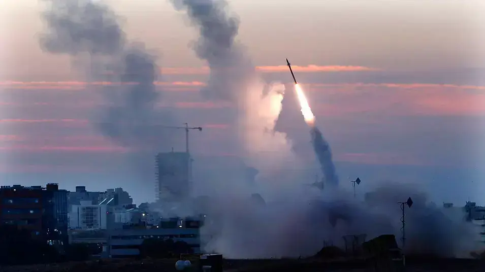 כיפת ברזל משגרת טיל ליירוט כיפת ברזל משגרת טיל ליירוט