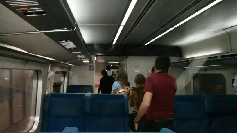 רכבת ישראל מת"א לירושלים נתקעה בתחנת בית שמש ככל הנראה בגלל מחסור בדלק, אוקטובר 2013 רכבת ישראל מת"א לירושלים נתקעה בתחנת בית שמש ככל הנראה בגלל מחסור בדלק, אוקטובר 2013