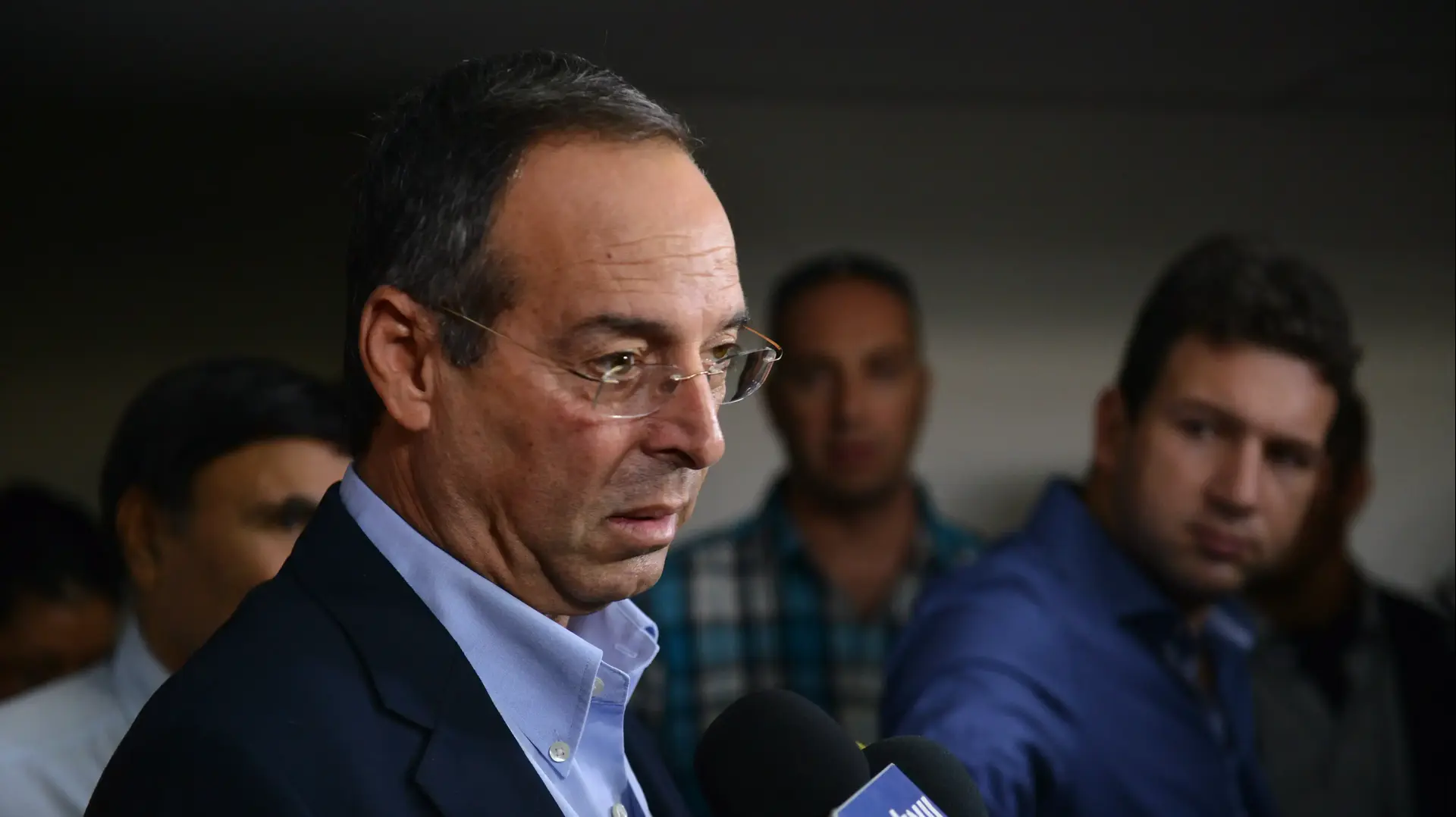 יצחק רוכברגר ראש העיר רמת השרון בדיון הקראה בבית משפט השלום בת"א, אוקטובר 2013 יצחק רוכברגר ראש העיר רמת השרון בדיון הקראה בבית משפט השלום בת"א, אוקטובר 2013