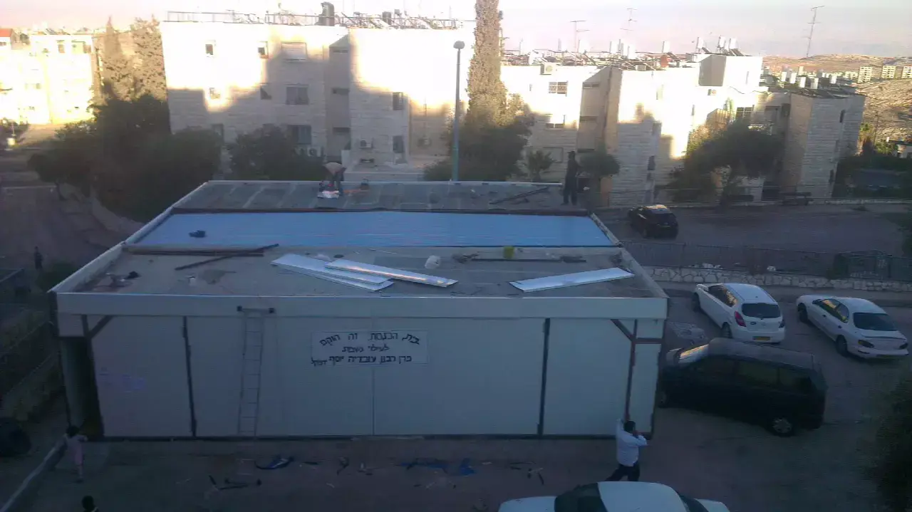 חרדים השתלטו על מגרש חניה בירושלים, אוקטובר 2013 חרדים השתלטו על מגרש חניה בירושלים, אוקטובר 2013