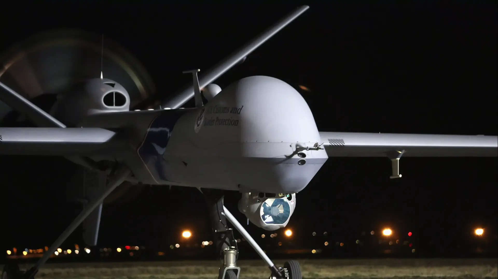 מל"ט MQ-9 פרדטור. אריזונה מל"ט MQ-9 פרדטור. אריזונה