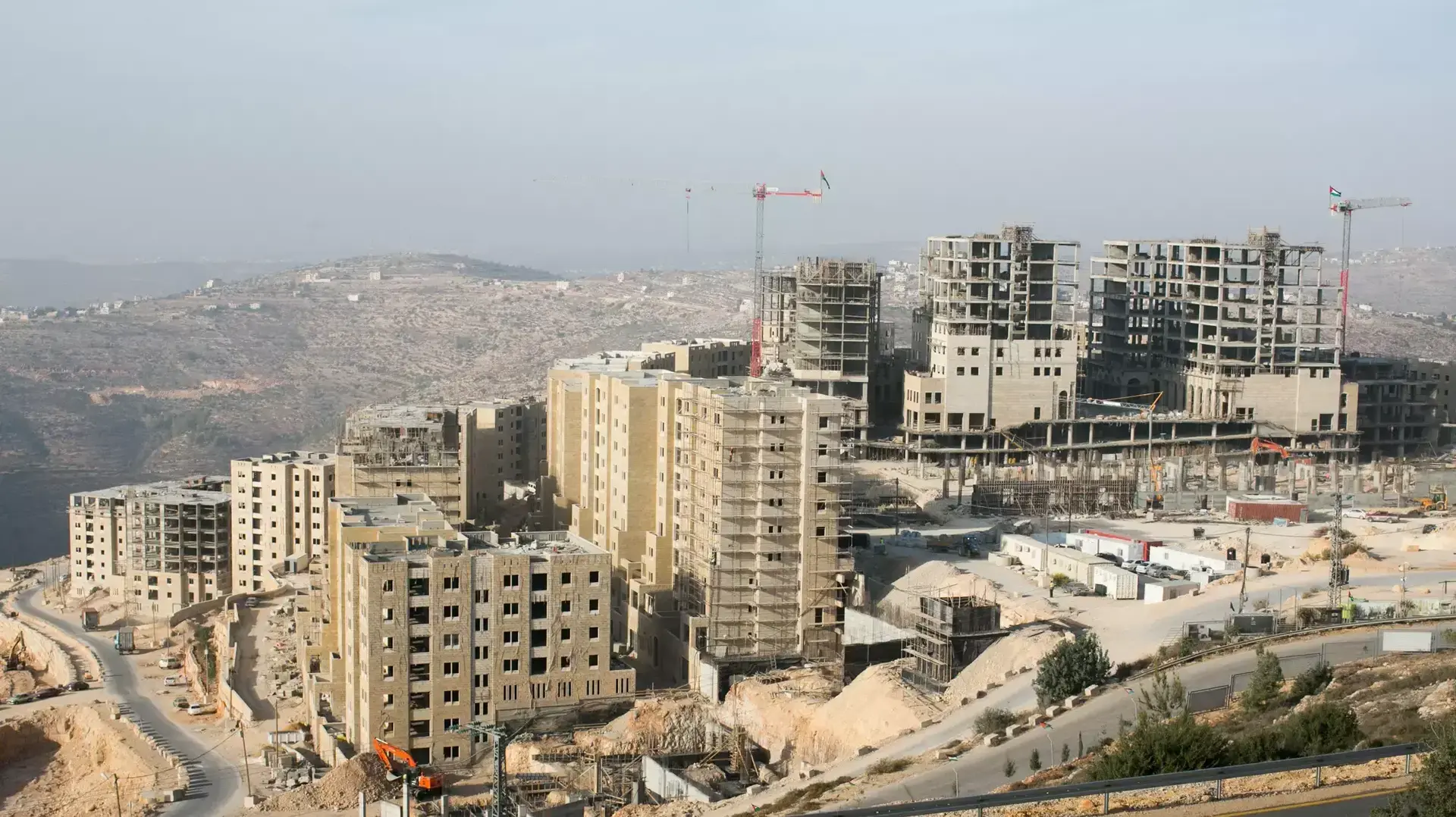 העיר הפלסטינית רוואבי שנמצאת בשלבי בנייה מתקדמים. נובמבר 2013
