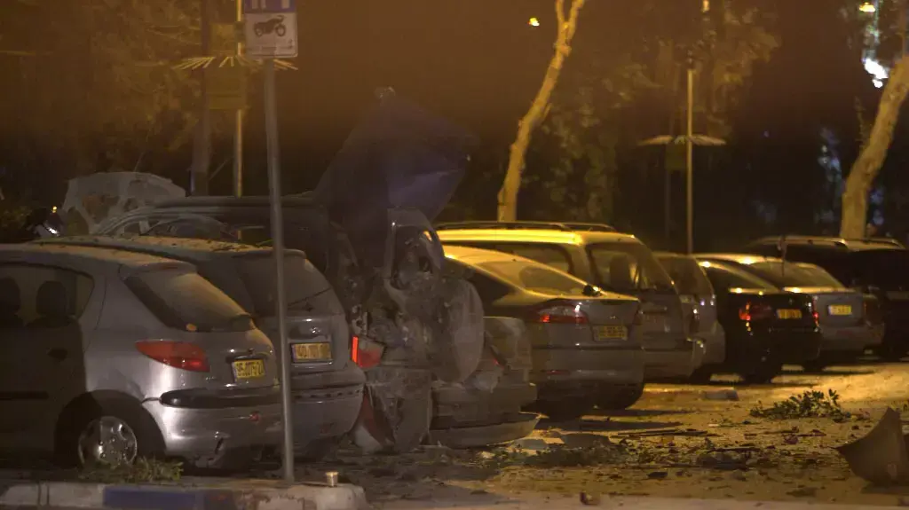 פיצוץ רכב ברחוב דפנה במרכז תל אביב, נובמבר 2013 פיצוץ רכב ברחוב דפנה במרכז תל אביב, נובמבר 2013