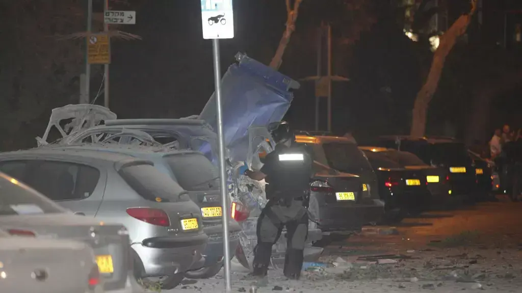 פיצוץ רכב ברחוב דפנה במרכז תל אביב, נובמבר 2013 פיצוץ רכב ברחוב דפנה במרכז תל אביב, נובמבר 2013