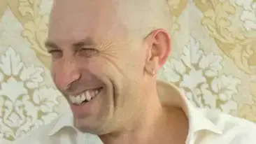 להיות איתה להיות איתה