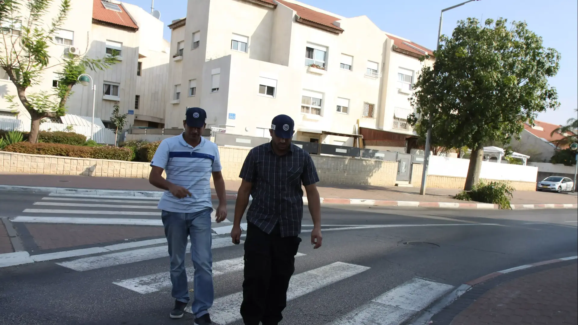 המשטרה פשטה על ביתו של אביו של הזמר המפורסם, נובמבר 2013