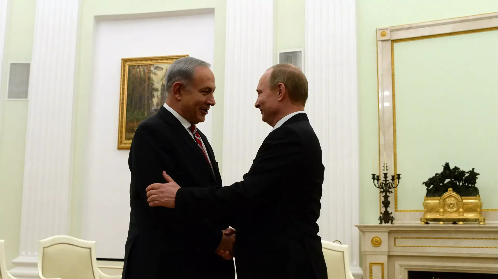 פגישת ראש הממשלה בנימין נתניהו עם נשיא רוסיה ולדימיר פוטין בקרמלין, מוסקבה.נובמבר 2013 פגישת ראש הממשלה בנימין נתניהו עם נשיא רוסיה ולדימיר פוטין בקרמלין, מוסקבה.נובמבר 2013