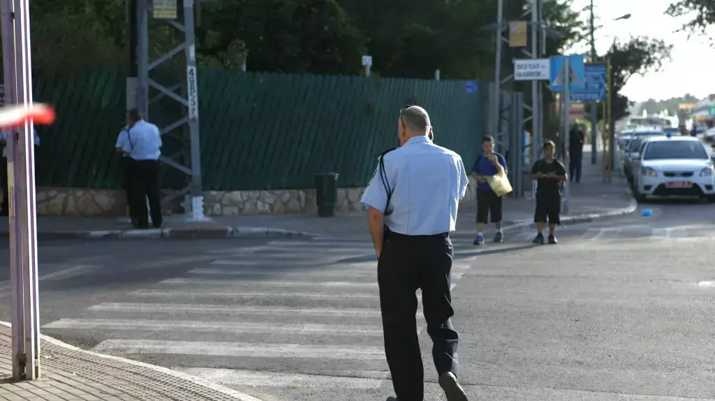 קשיש נהרג בתאונת פגע וברח ברחוב מורדי הגטאות בראשל"צ, נובמבר 2013 קשיש נהרג בתאונת פגע וברח ברחוב מורדי הגטאות בראשל"צ, נובמבר 2013
