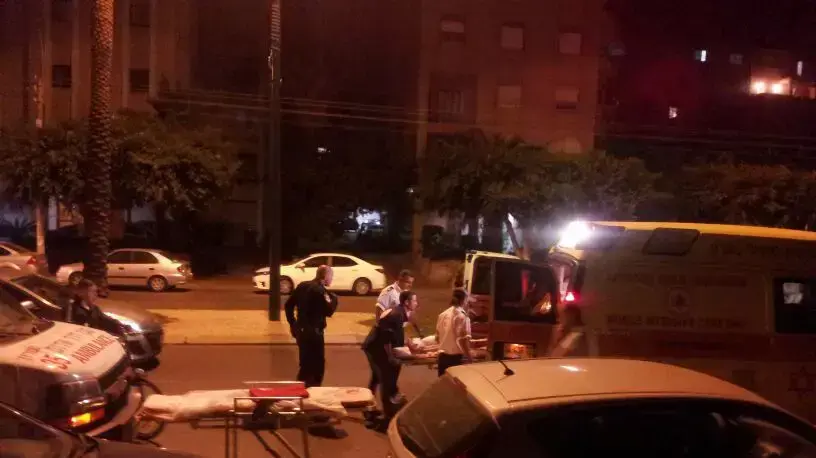 ילדה בת 7 נדקרה על ידי דודה בנתניה ילדה בת 7 נדקרה על ידי דודה בנתניה