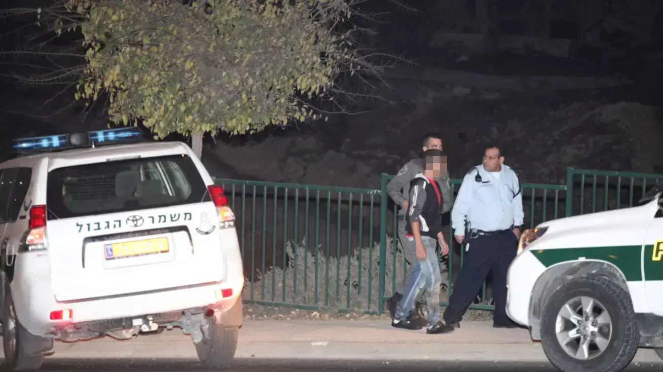 סריקות אחר זורקי אבנים בארמון הנציב בירושלים-בת שנתיים נפגעה מפגיעת אבן בראשה, נובמבר 2013 סריקות אחר זורקי אבנים בארמון הנציב בירושלים-בת שנתיים נפגעה מפגיעת אבן בראשה, נובמבר 2013