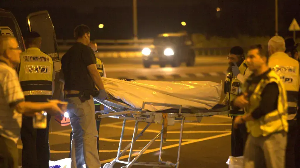 הולך רגל נדרס למוות ליד בית חלקיה, דצמבר 2013