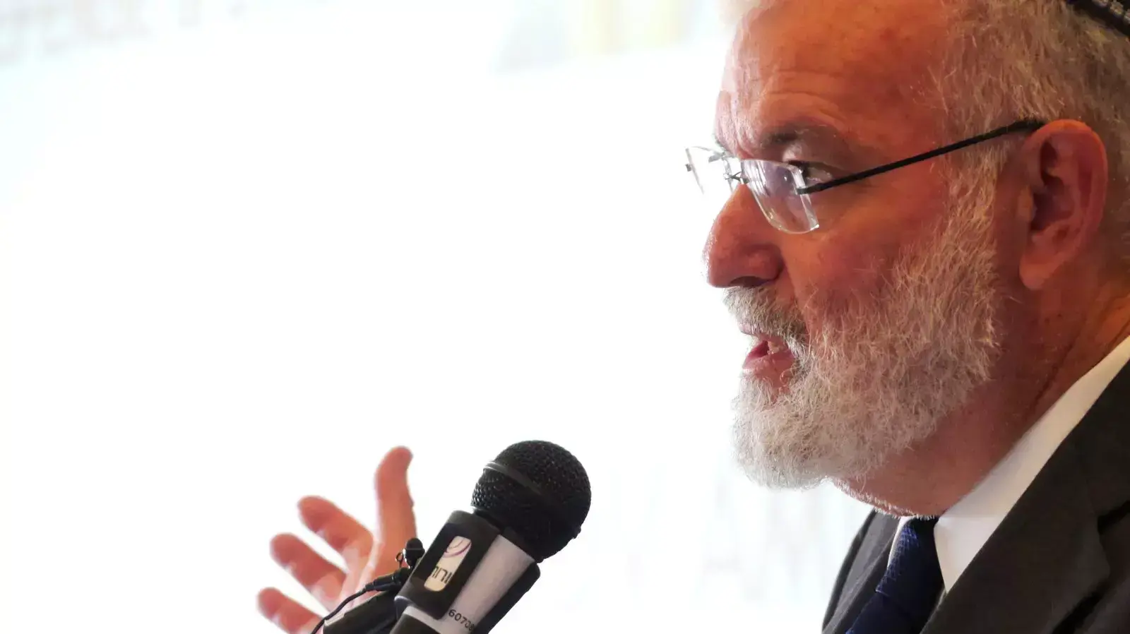 יעקב עמידרור בכנס האנרגיה והביטחון הראשון. דצמבר 2013