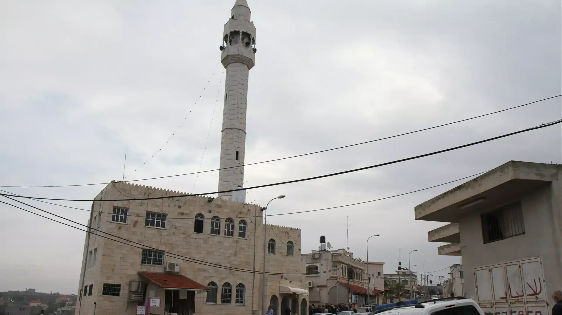 המסגד בבאקה אל-גרבייה עליו נמצאו כתובות מפעולת תג מחיר. דצמבר 2013 המסגד בבאקה אל-גרבייה עליו נמצאו כתובות מפעולת תג מחיר. דצמבר 2013