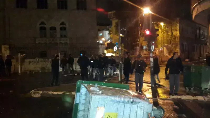 חרדים הפגינו במאה שערים בירושלים במחאה על מעצר חרדים סרבני גיוס חרדים הפגינו במאה שערים בירושלים במחאה על מעצר חרדים סרבני גיוס