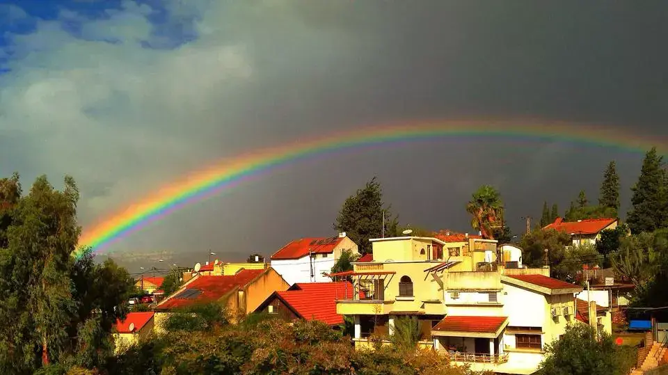 קשת בשמי עפולה