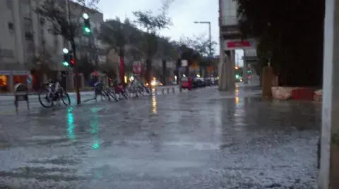 ברד בתל אביב, 12 בדצמבר 2013 ברד בתל אביב, 12 בדצמבר 2013
