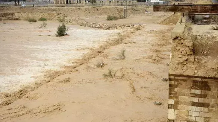 זרימה בנחל באר שבע זרימה בנחל באר שבע