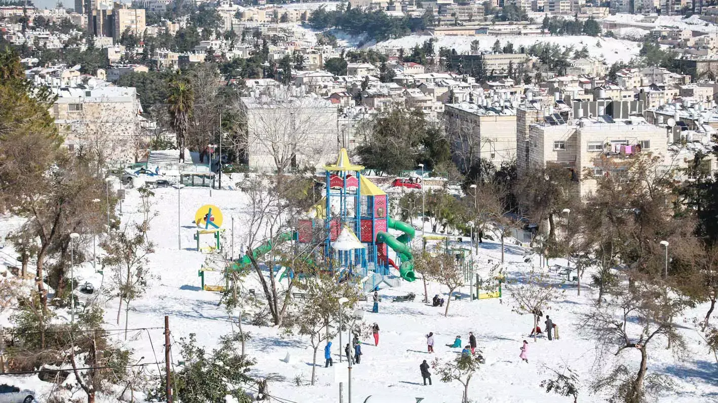 קריית יובל מתאוששת אחרי הסערה, דצמבר 2013 קריית יובל מתאוששת אחרי הסערה, דצמבר 2013