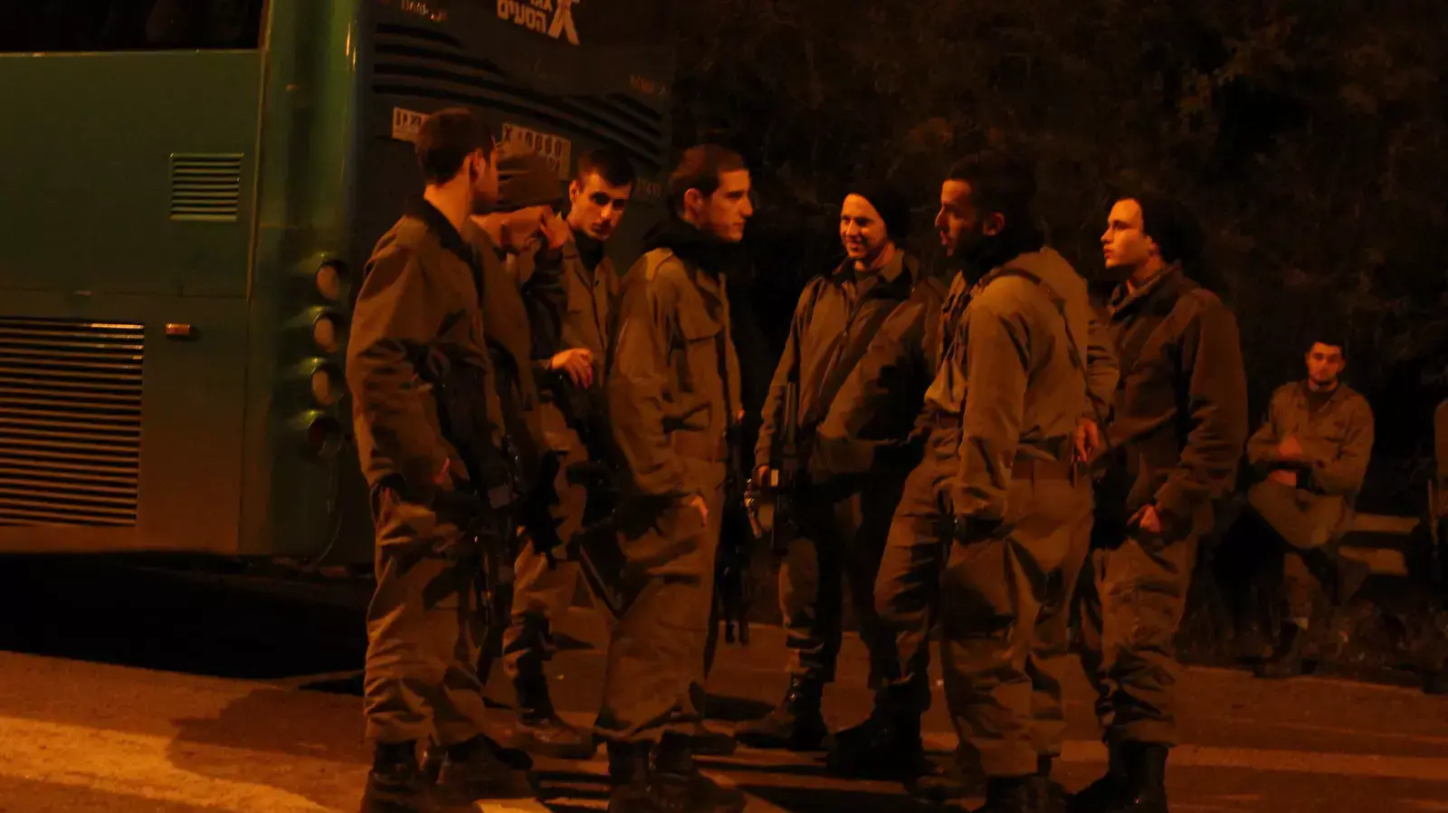 חיילים באזור התקרית בגבול לבנון, 15 בדצמבר 2013 חיילים באזור התקרית בגבול לבנון, 15 בדצמבר 2013