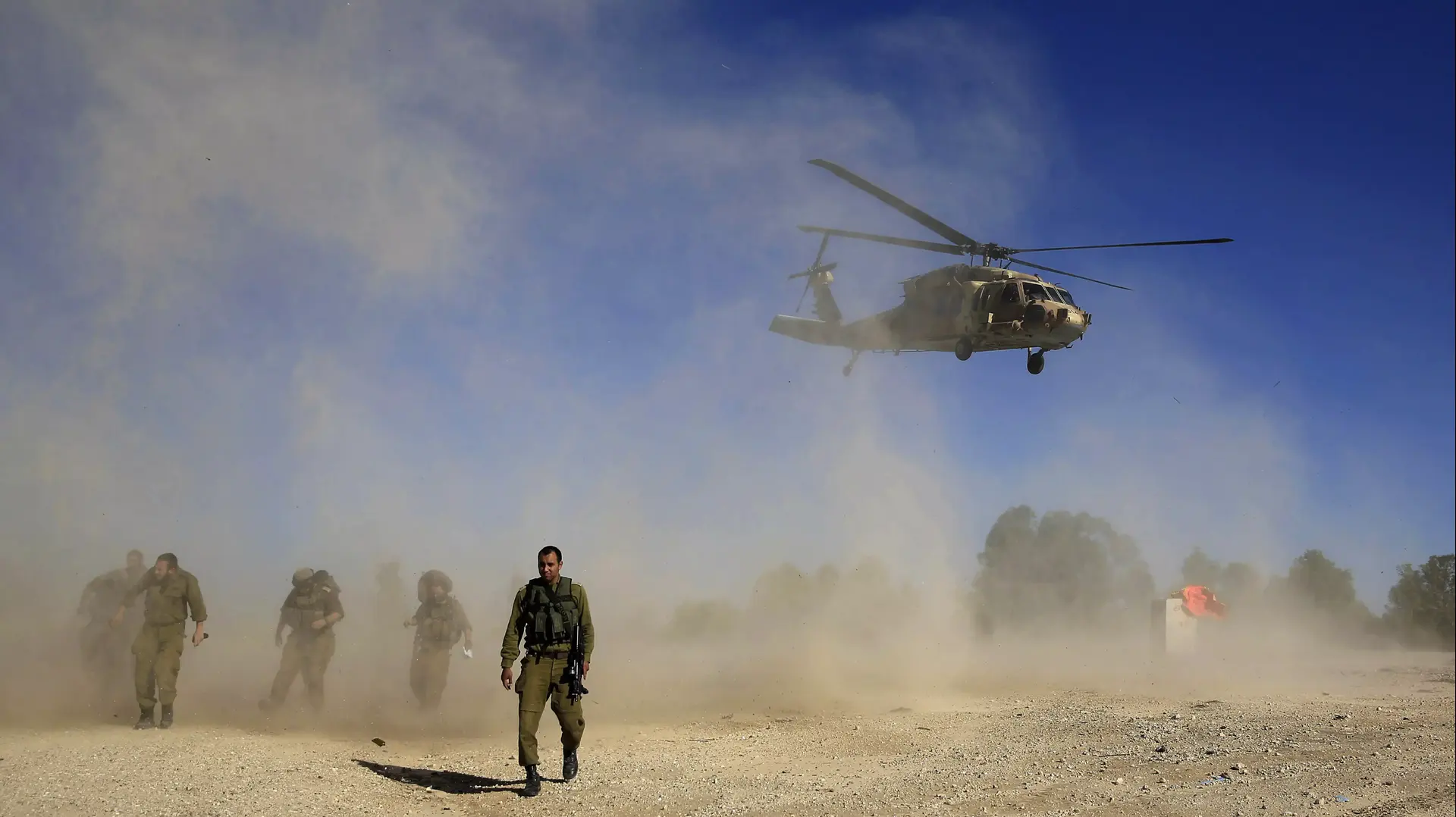 אזרח ישראלי נהרג מירי צלף בגבול רצועת עזה, 24 בדצמבר 2013 אזרח ישראלי נהרג מירי צלף בגבול רצועת עזה, 24 בדצמבר 2013