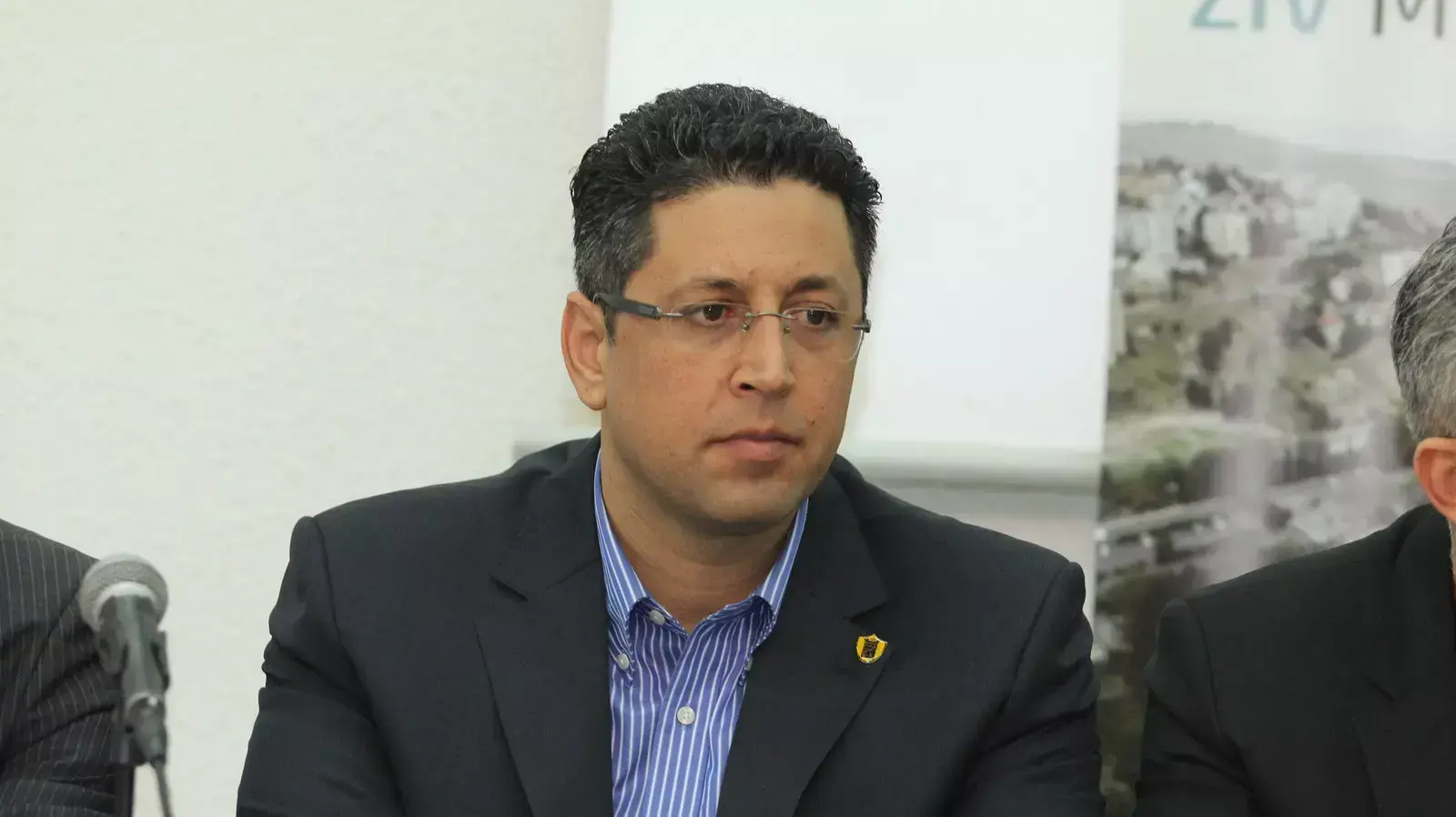 ראש העיר צפת, אילן שוחט, בביקור בבית החולים זיו בצפת עם השרים גרמן ולפיד, דצמבר 2013