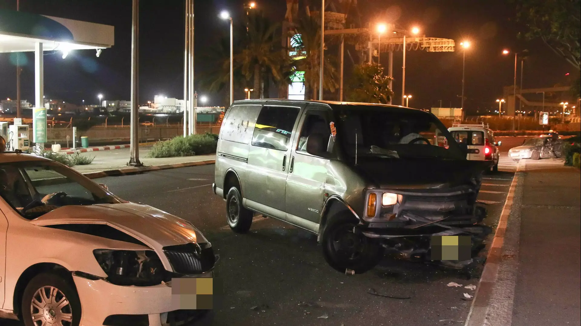 תאונת דרכים ברחוב יפו בחיפה, דצמבר 2013 תאונת דרכים ברחוב יפו בחיפה, דצמבר 2013