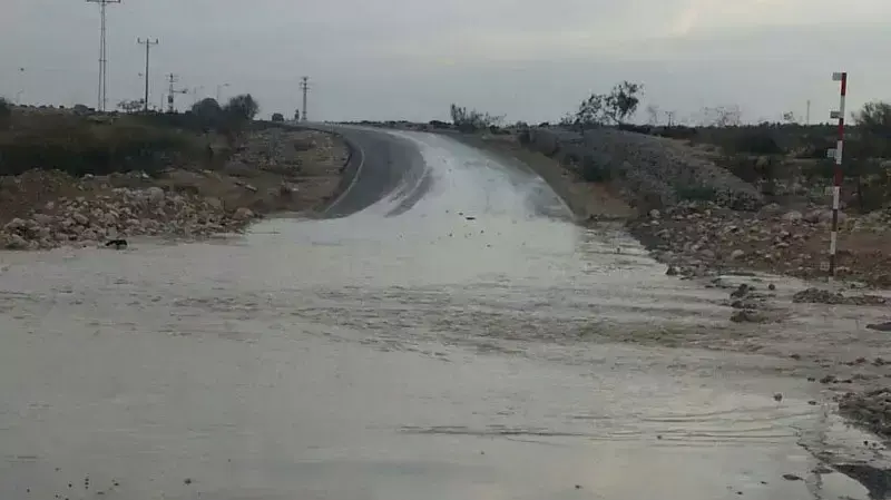 נחל רביבים עולה על גדותיו, דצמבר 2013 נחל רביבים עולה על גדותיו, דצמבר 2013
