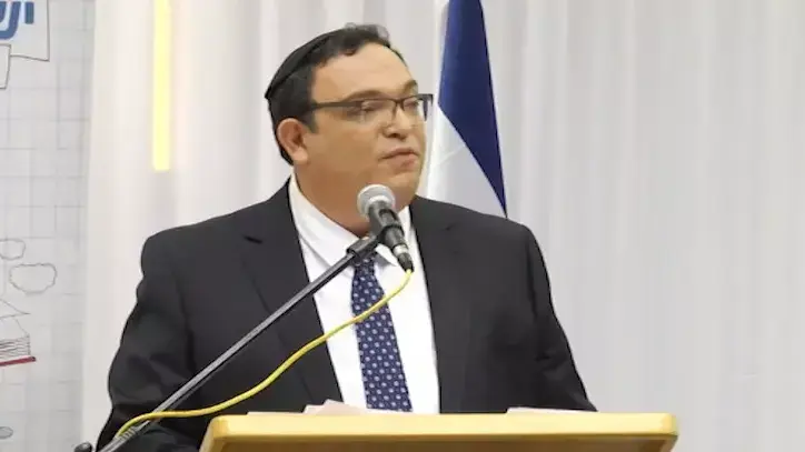 פירון הודיע על רפורמת הבגרות: "תהליך ארוך טווח" פירון הודיע על רפורמת הבגרות: "תהליך ארוך טווח"