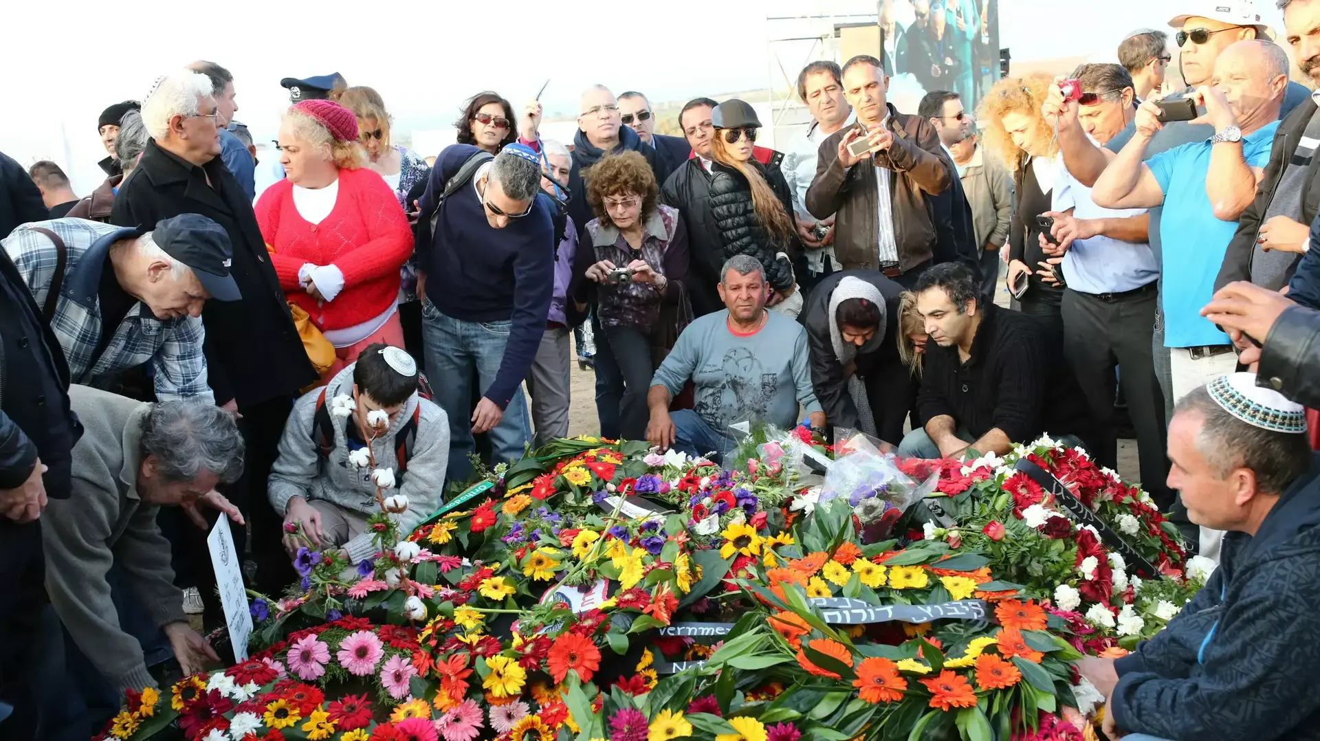 קברו של ראש הממשלה לשעבר אריאל שרון, ינואר 2014
