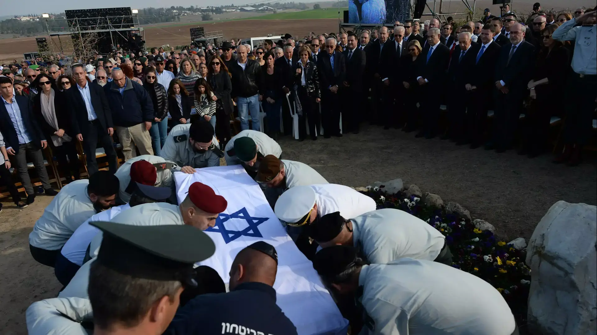 הלווייתו של ראש הממשלה לשעבר אריאל שרון, ינואר 2014