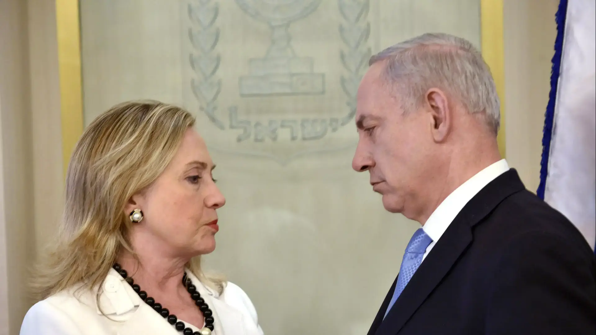 בנימין נתניהו ומזכירת המדינה הילרי קלינטון. ירושלים, יולי 2012 בנימין נתניהו ומזכירת המדינה הילרי קלינטון. ירושלים, יולי 2012