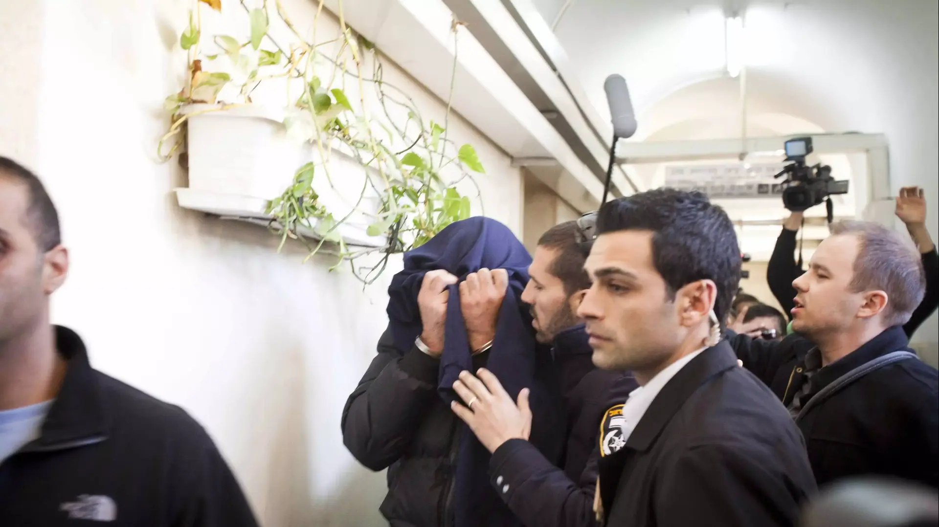 הארכת מעצר של טכנאי הגז שחשוד בפיצוץ הגז בדירה בירושלים, ינואר 2014 הארכת מעצר של טכנאי הגז שחשוד בפיצוץ הגז בדירה בירושלים, ינואר 2014