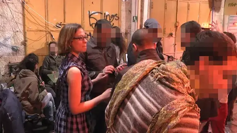 ענת קם חוגגת את צאתה לחופשי