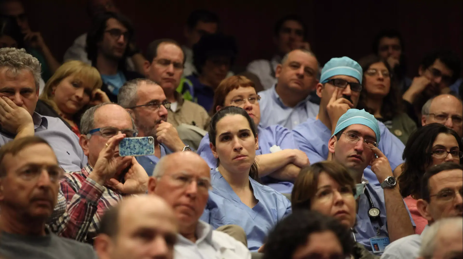 אסיפת חירום של רופאי בית החולים הדסה בקמפוס עין כרם. ינואר 2014