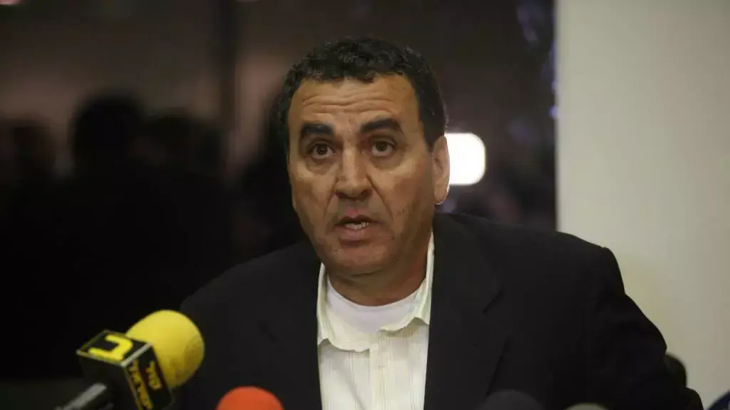 ניצב מנשה ארביב מוסר הודעה על פרישתו מהמשטרה, ינואר 2014 ניצב מנשה ארביב מוסר הודעה על פרישתו מהמשטרה, ינואר 2014