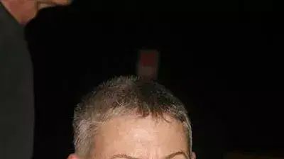 הצגת התאטרון עקר בית - ענת גוב ( בוצצו ועופר קרני ) הצגת התאטרון עקר בית - ענת גוב ( בוצצו ועופר קרני )