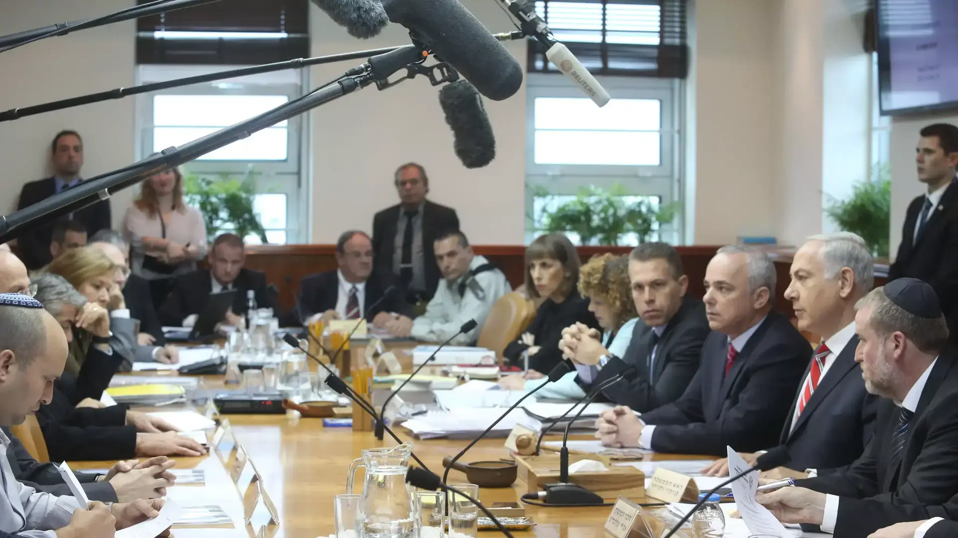 ישיבת ממשלה, פברואר 2014