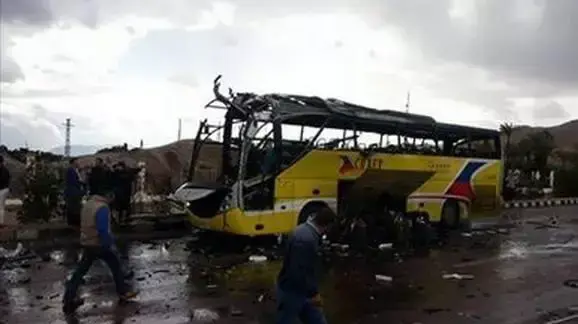 אוטובוס של תיירים התפוצץ במסוף טאבה, מצרים. פברואר 2014 אוטובוס של תיירים התפוצץ במסוף טאבה, מצרים. פברואר 2014