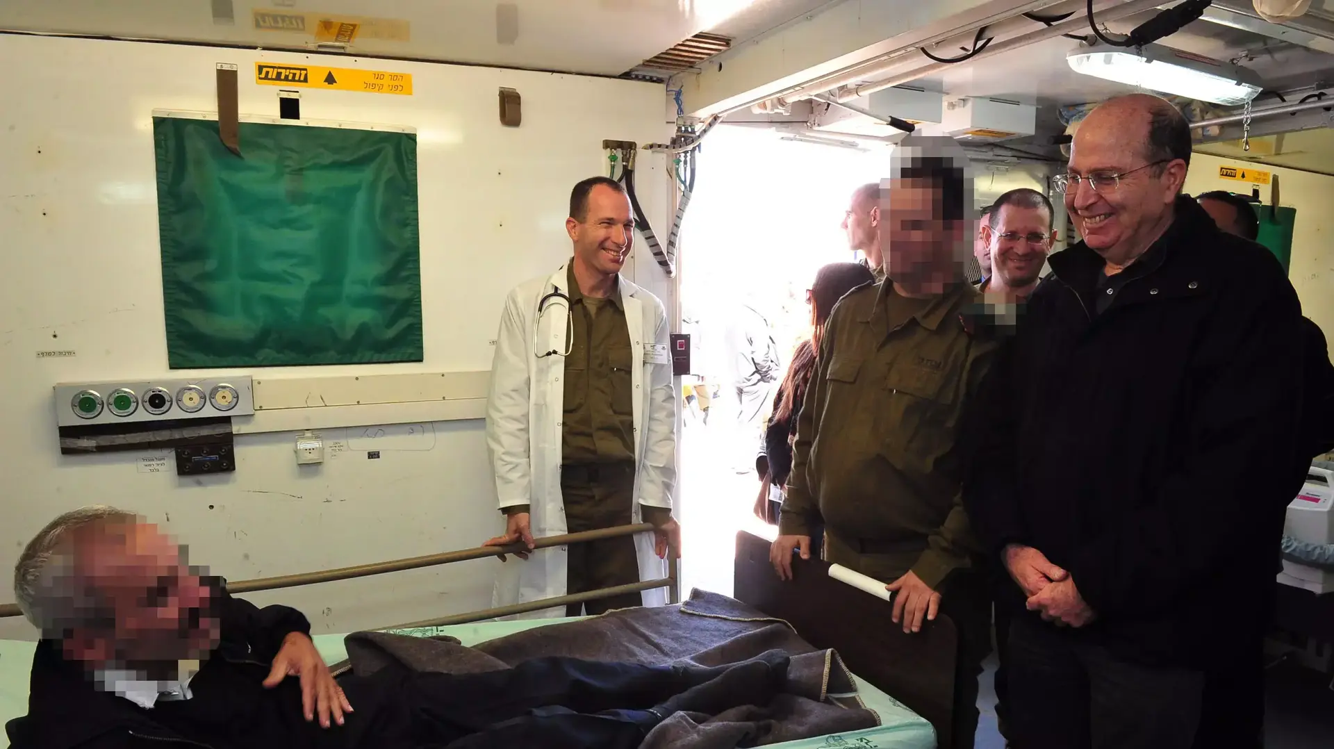 ביקור של ראש הממשלה בנימין נתניהו ושר הביטחון משה יעלון היום ברמת הגולן, פברואר 2014 ביקור של ראש הממשלה בנימין נתניהו ושר הביטחון משה יעלון היום ברמת הגולן, פברואר 2014