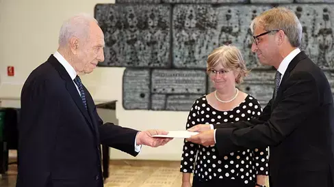 שגריר דנמרק בישראל , יספר ואהר שגריר דנמרק בישראל , יספר ואהר