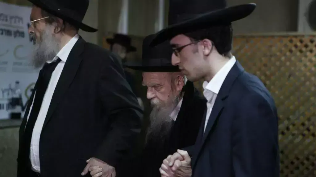 ישיבת חרדים בישיבה נגד הגיוס, בני ברק, פברואר 2014 ישיבת חרדים בישיבה נגד הגיוס, בני ברק, פברואר 2014