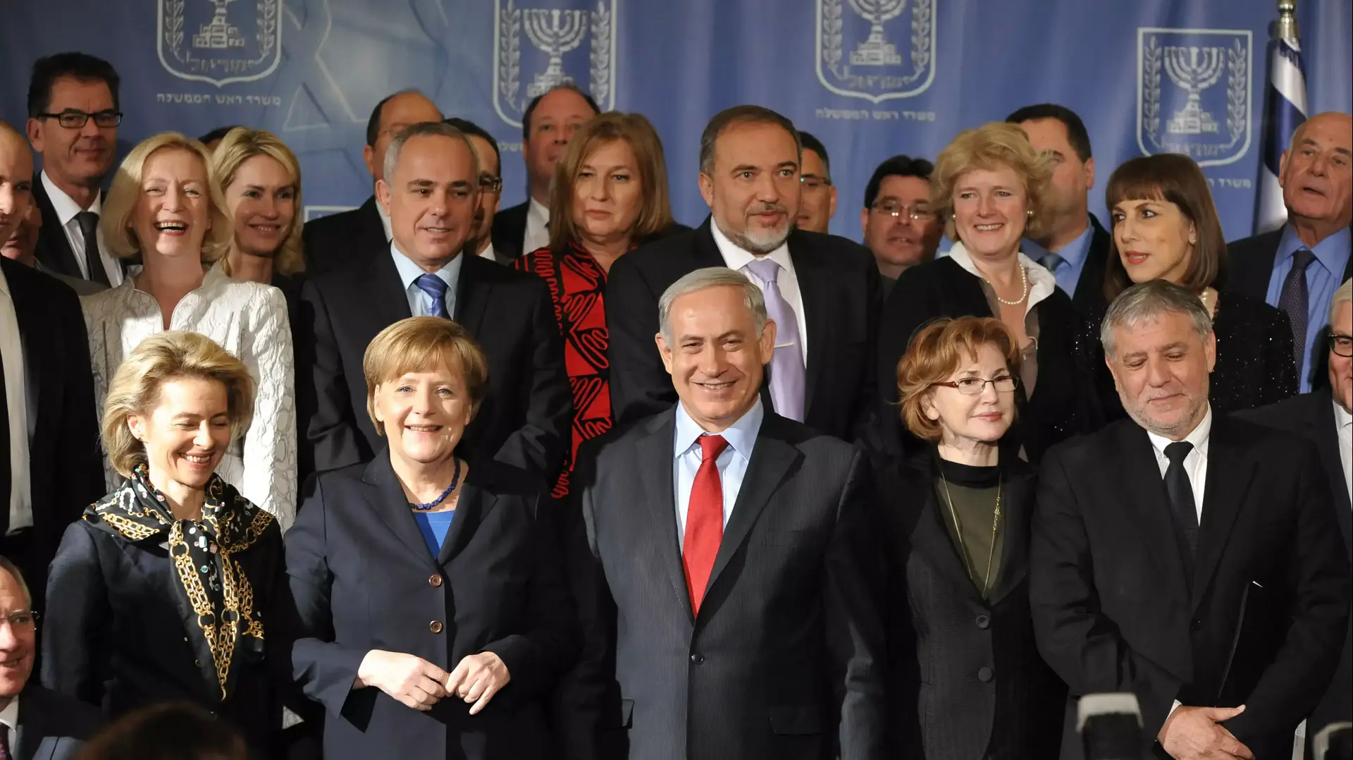 פגישת ראש הממשלה בנימין נתניהו עם קנצלרית גרמניה אנגלה מרקל במלון המלך דוד בירושלים, פברואר 2014 פגישת ראש הממשלה בנימין נתניהו עם קנצלרית גרמניה אנגלה מרקל במלון המלך דוד בירושלים, פברואר 2014