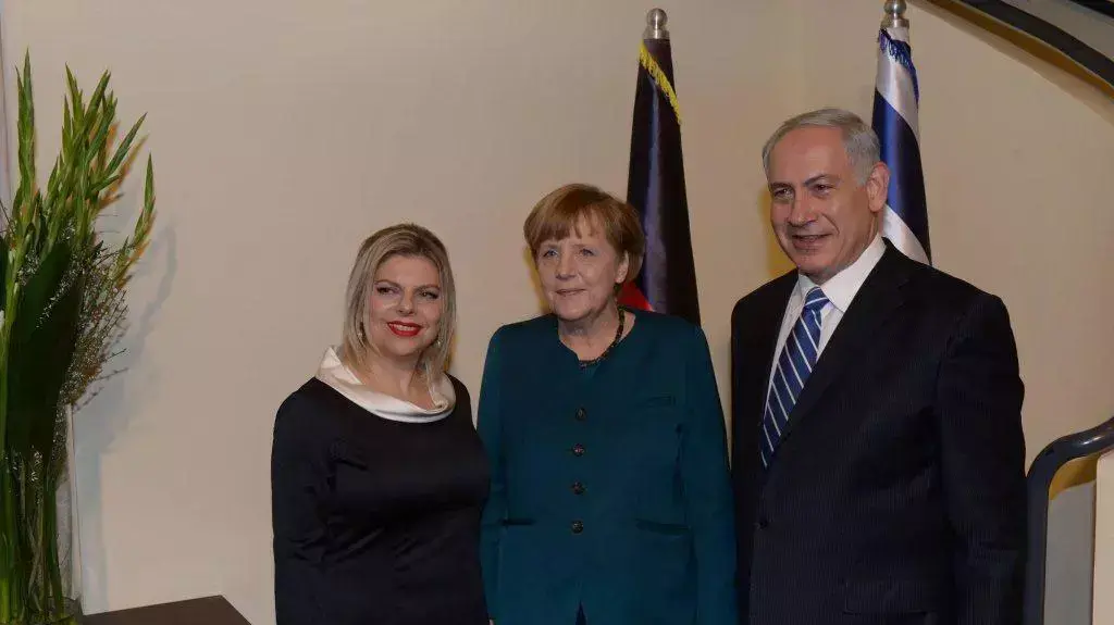 ראש הממשלה בנימין נתניהו, קנצלרית גרמניה אנג'לה מרקל ושרה נתניהו במלון המלך דוד, ירושלים. פברואר 2014 ראש הממשלה בנימין נתניהו, קנצלרית גרמניה אנג'לה מרקל ושרה נתניהו במלון המלך דוד, ירושלים. פברואר 2014