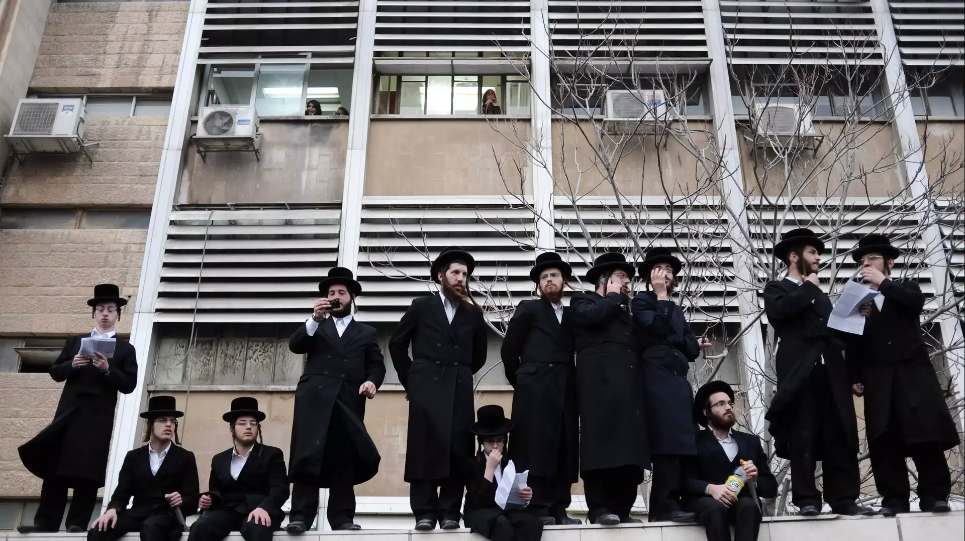 עצרת המיליון נגד חוק הגיוס, חרדים בבנייני האומה ירושלים. מרץ 2014 עצרת המיליון נגד חוק הגיוס, חרדים בבנייני האומה ירושלים. מרץ 2014