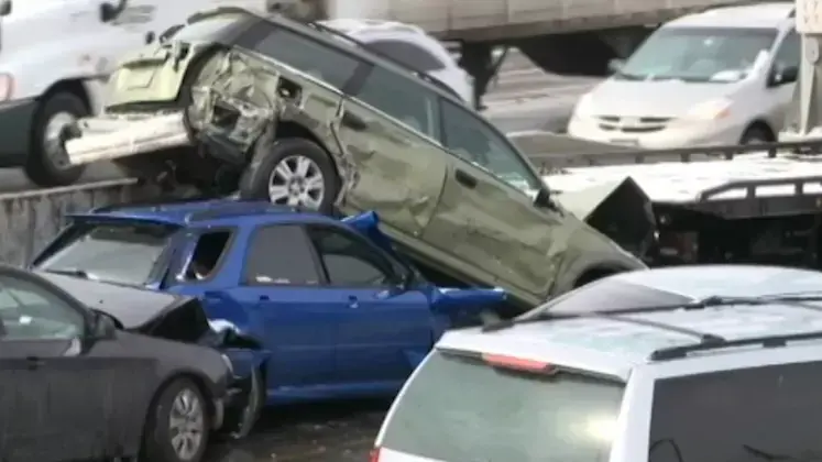 הרוגה ויותר מ-100 פצועים בתאונת שרשרת בקולורדו