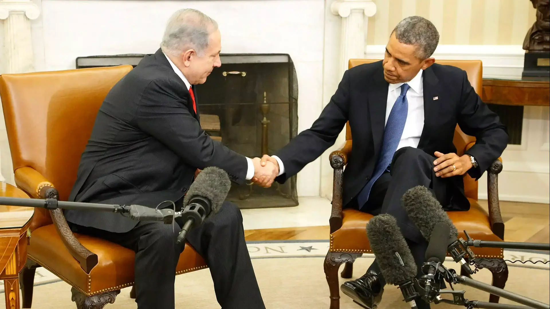 פגישת ראש הממשלה, בנימין נתניהו, עם הנשיא האמריקני, ברק אובמה, בבית הלבן, וושינגטון, פברואר 2014 פגישת ראש הממשלה, בנימין נתניהו, עם הנשיא האמריקני, ברק אובמה, בבית הלבן, וושינגטון, פברואר 2014