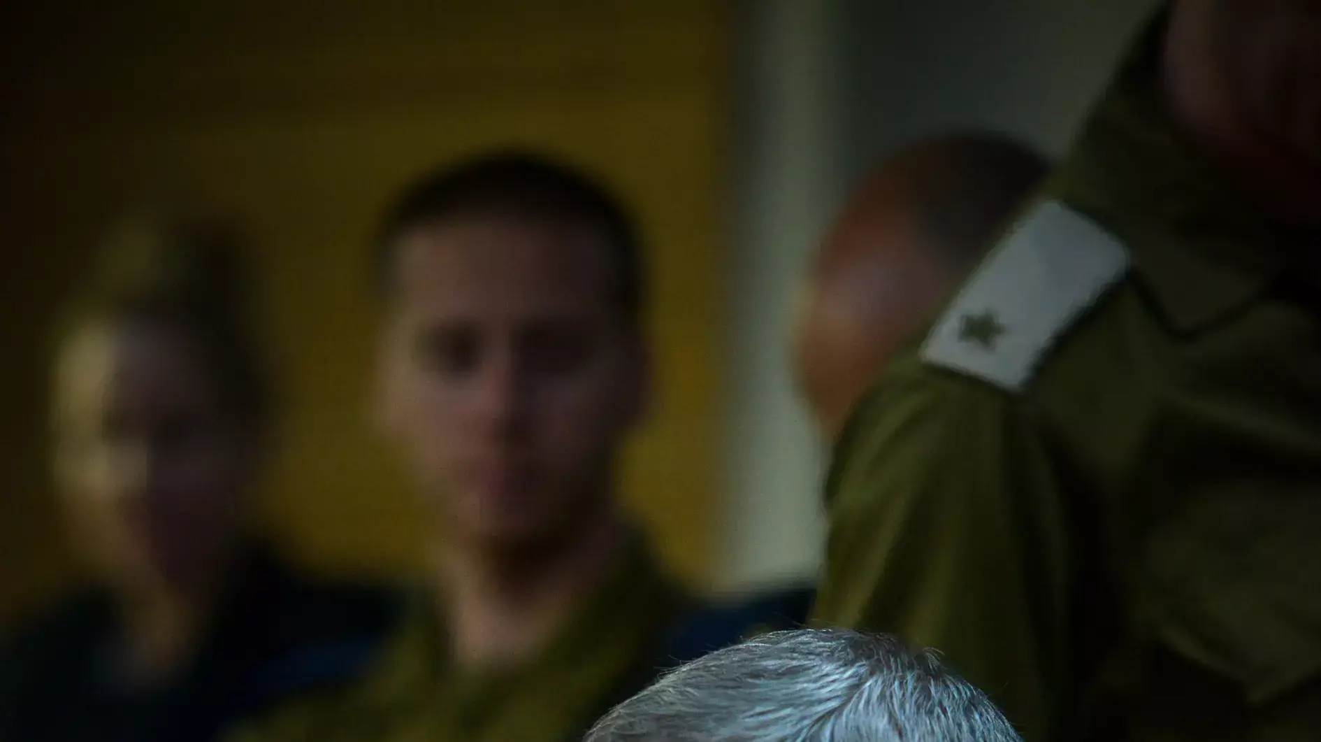 הרמטכ"ל בני גנץ במהלך מבצע השתלטות חיל הים על ספינת הברחת נשק מאיראן, מרץ 2014 הרמטכ"ל בני גנץ במהלך מבצע השתלטות חיל הים על ספינת הברחת נשק מאיראן, מרץ 2014