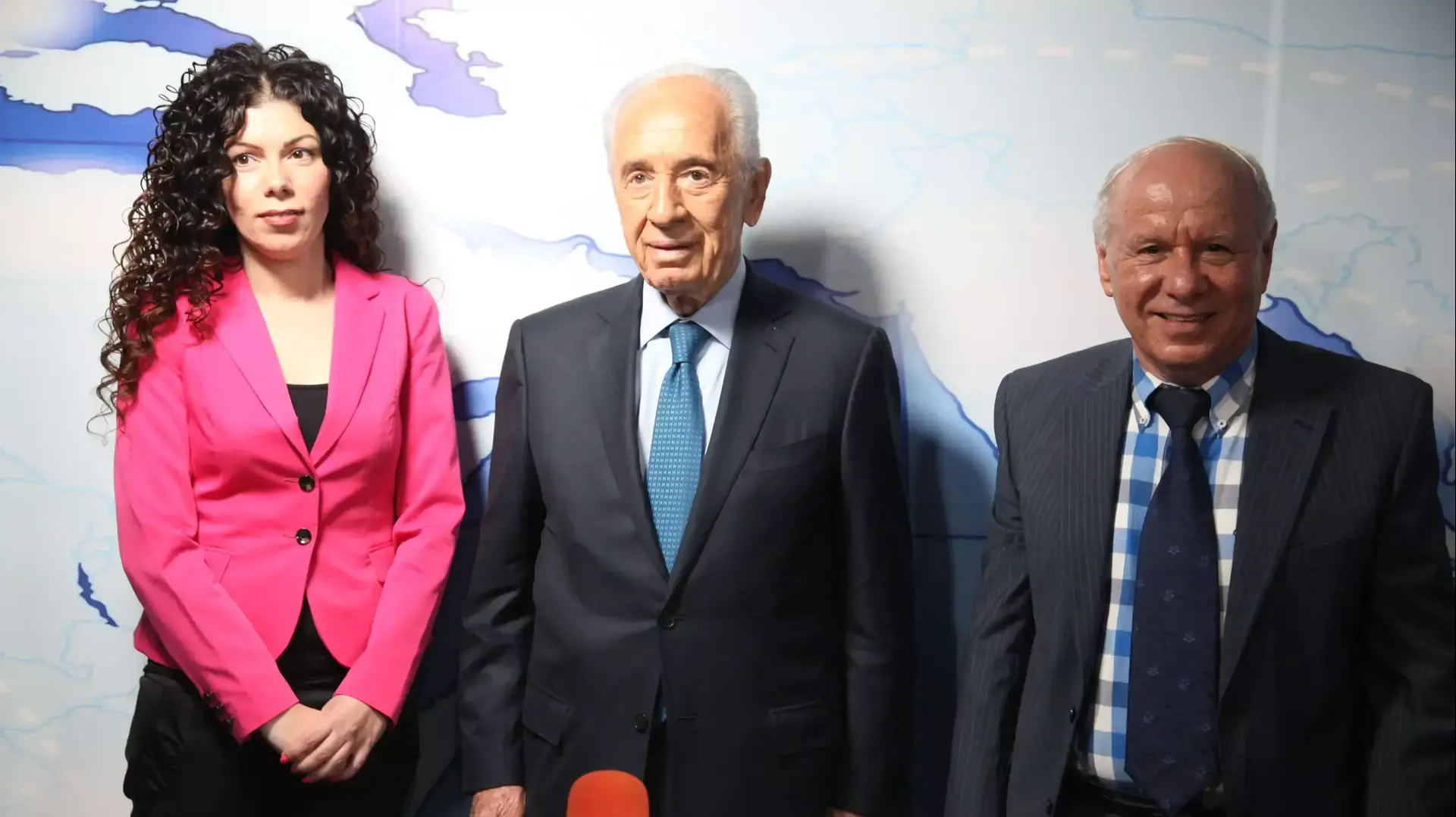 שמעון פרס מבקר בפאנט שמעון פרס מבקר בפאנט